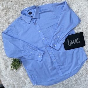 Chaps Button Down Dress Shirt 💗 Blue